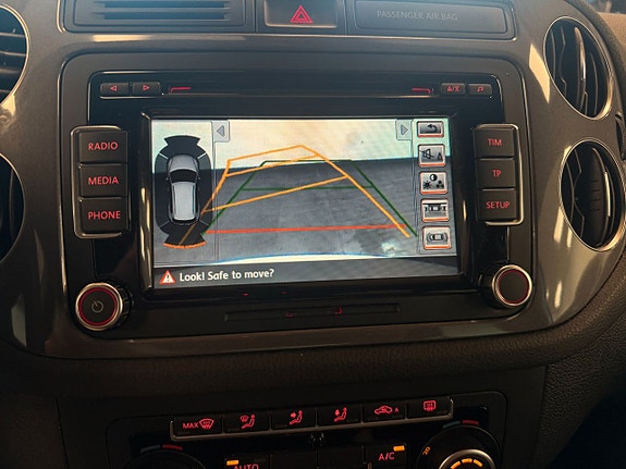 Volkswagen Tiguan - 18