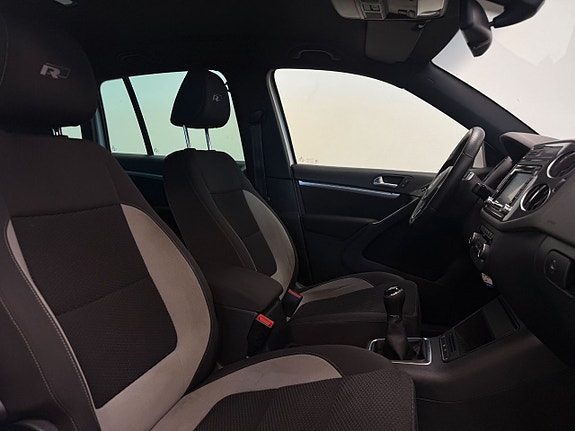 Volkswagen Tiguan - 14
