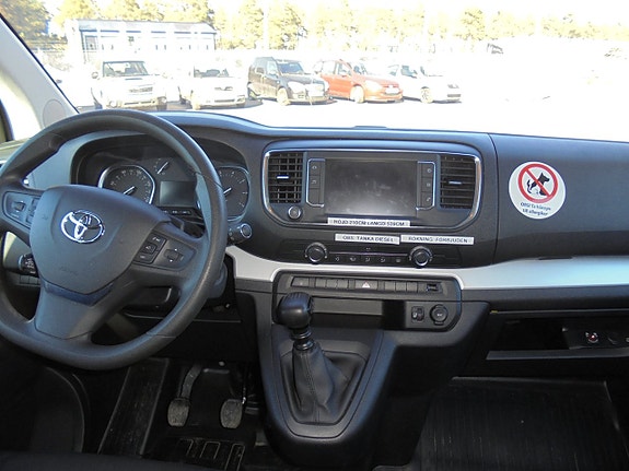 Toyota Proace Verso 14 of 15