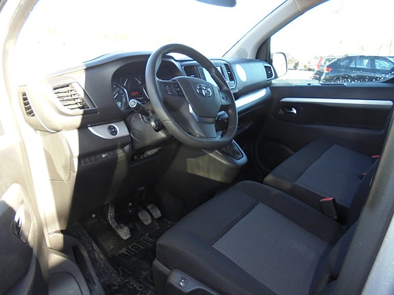 Toyota Proace Verso 15 of 15