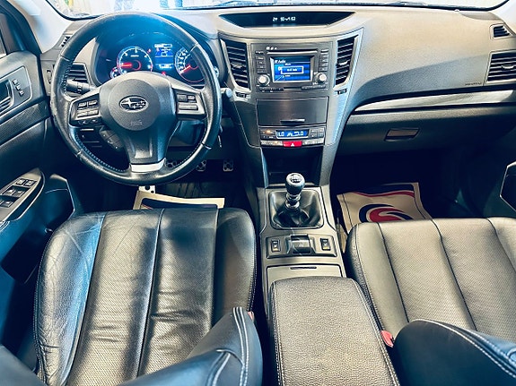 Subaru Legacy 7 of 19
