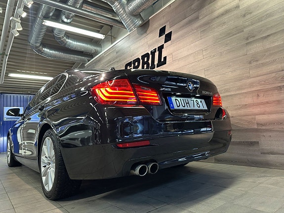 BMW 530d 3 of 5