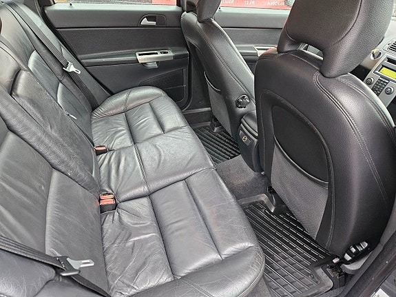 Volvo S40 6 of 7