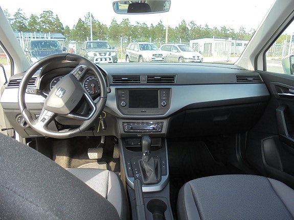 Seat Arona 13 of 14