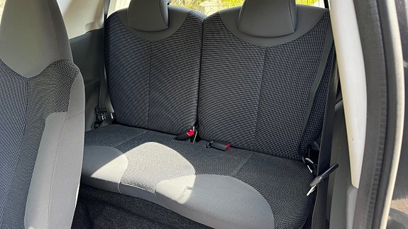 Peugeot 107 10 of 14