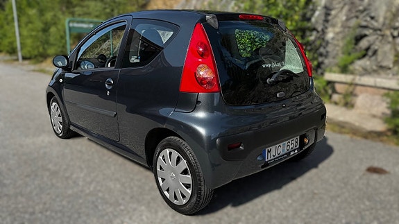 Peugeot 107 4 of 5