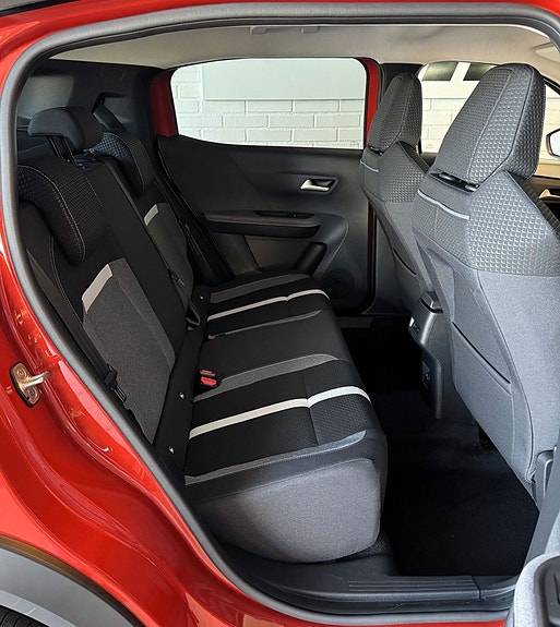 Opel Frontera 11 of 13