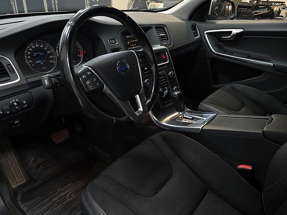 Volvo S60 5 of 5