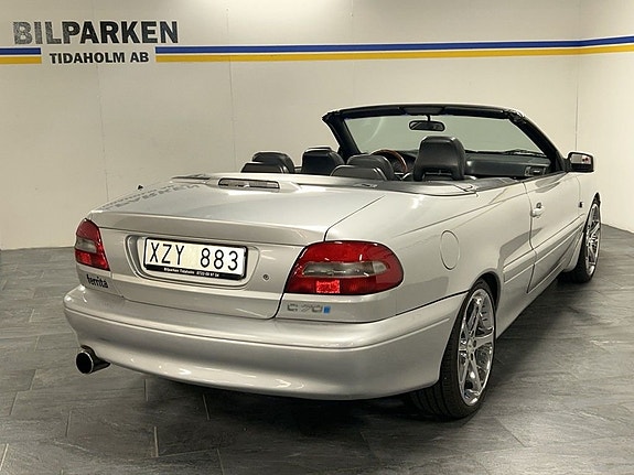 Volvo C70 3 of 9
