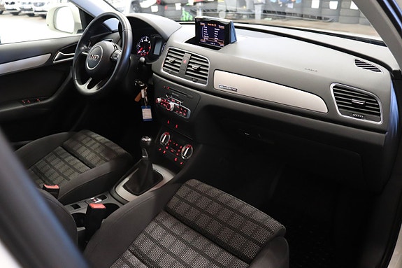 Audi Q3 9 of 11