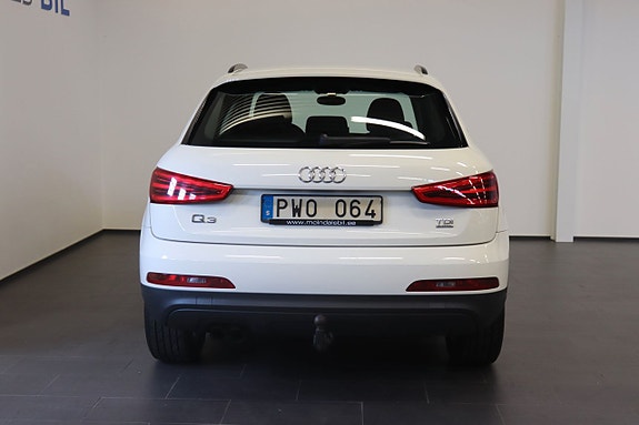 Audi Q3 4 of 5
