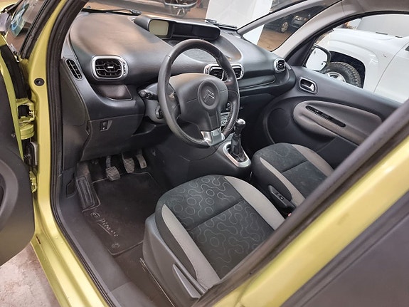Citroen C3 Picasso 9 of 19