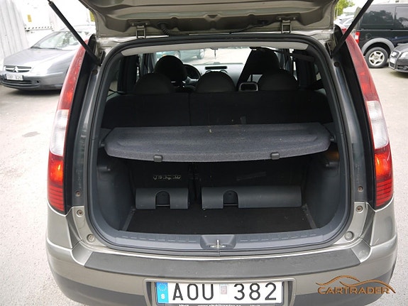 Mitsubishi Colt 12 of 13