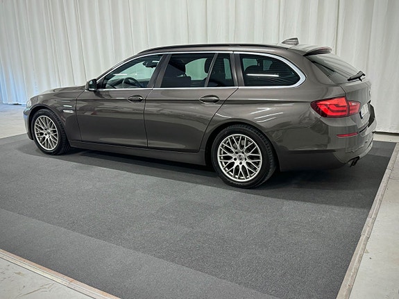 BMW 520 3 of 5