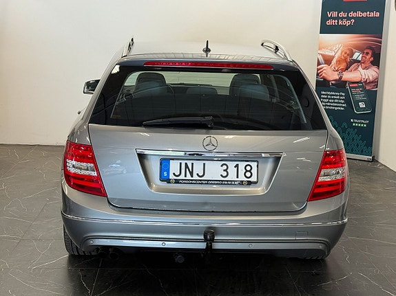 Mercedes-Benz C180 5 of 5