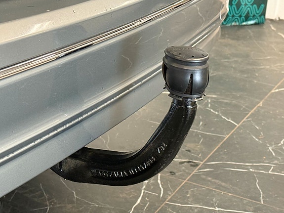 Mercedes-Benz C180 24 of 25