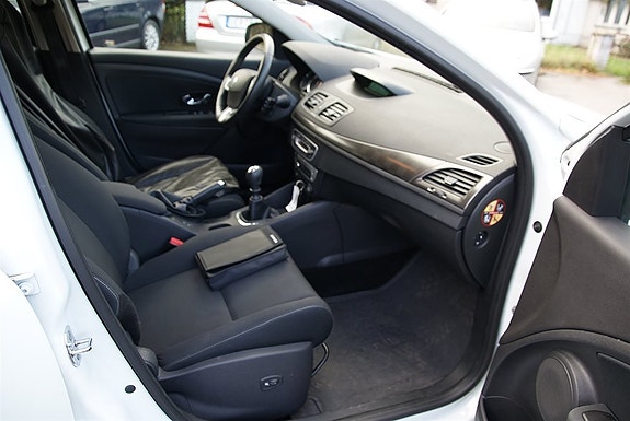 Renault Megane III 7 of 12