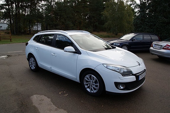 Renault Megane III 3 of 5