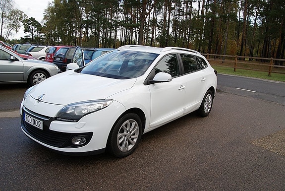 Renault Megane III 2 of 5