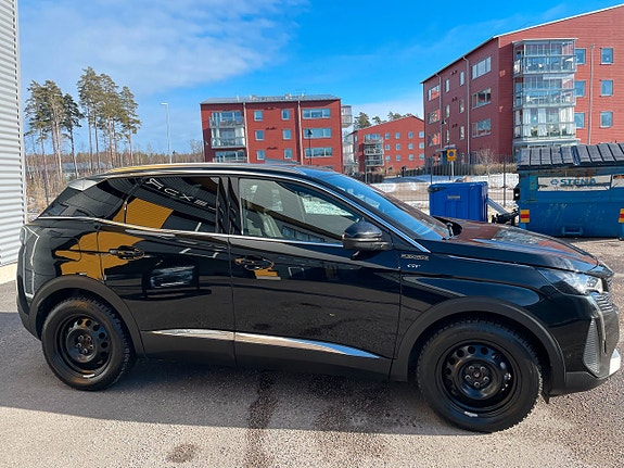 Peugeot 3008 4 of 5