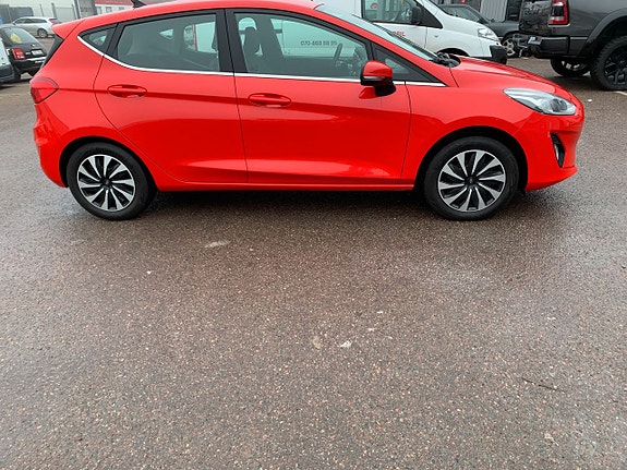 Ford Fiesta 6 of 15