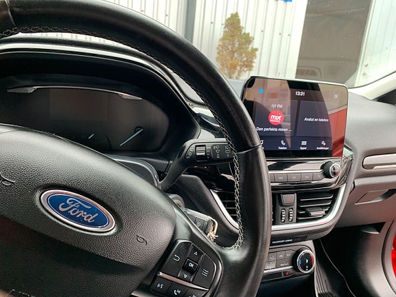 Ford Fiesta 14 of 15