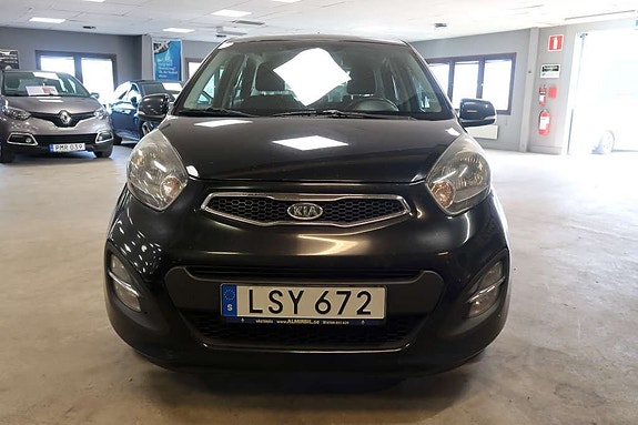 Kia Picanto 2 of 8