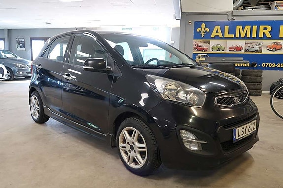 Kia Picanto 3 of 8