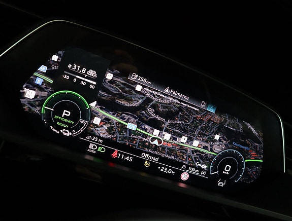 Audi e-tron 14 of 27