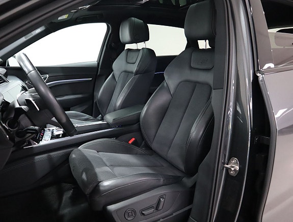 Audi e-tron 7 of 27