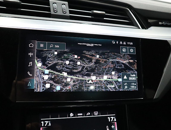Audi e-tron 15 of 27
