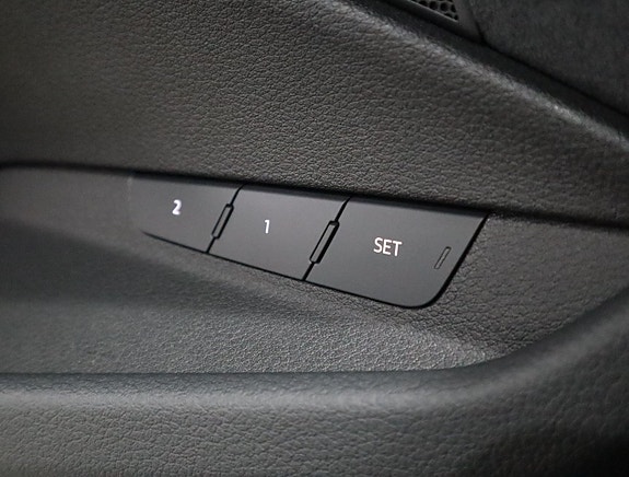 Audi e-tron 19 of 27