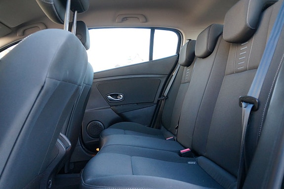 Renault Megane 9 of 16