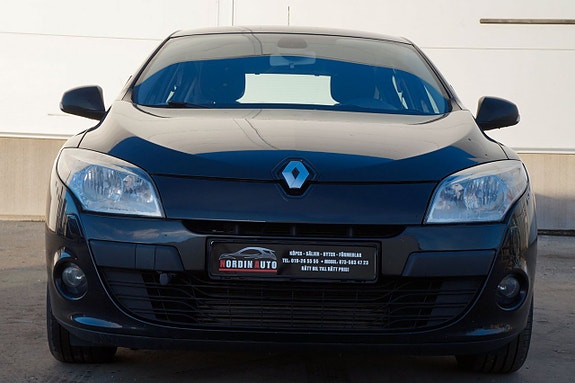 Renault Megane 2 of 5
