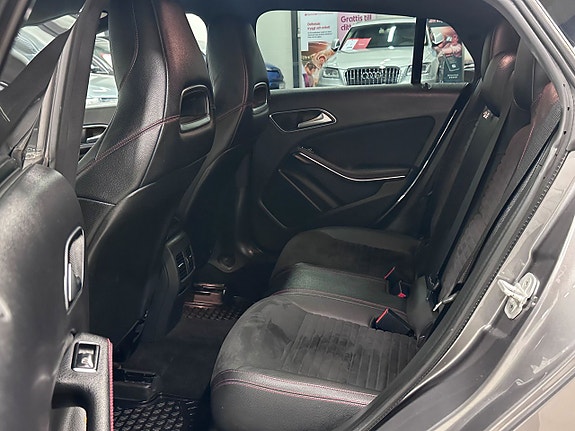 Mercedes-Benz CLA220 d 19 of 26