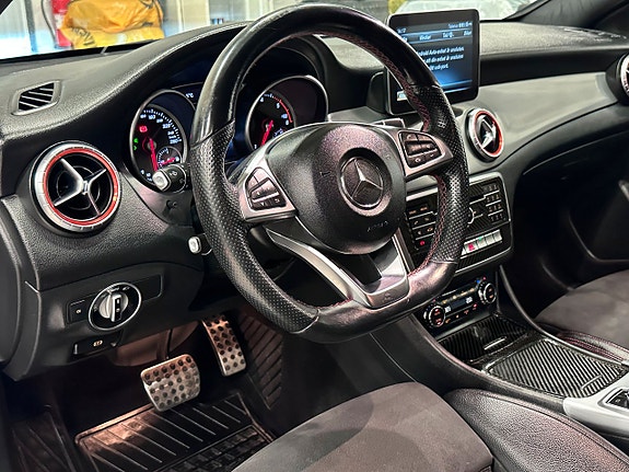 Mercedes-Benz CLA220 d 13 of 26