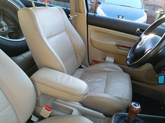 Volkswagen Golf IV 12 of 20