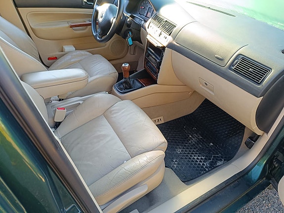 Volkswagen Golf IV 9 of 20
