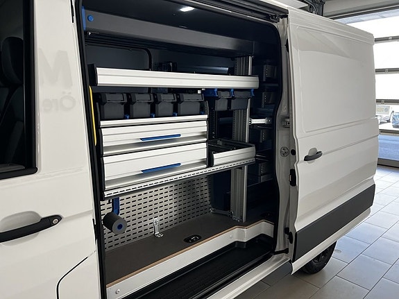Volkswagen Crafter 13 of 14