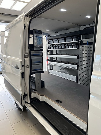 Volkswagen Crafter 14 of 14