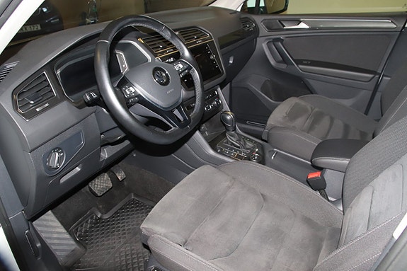 Volkswagen Tiguan 5 of 13