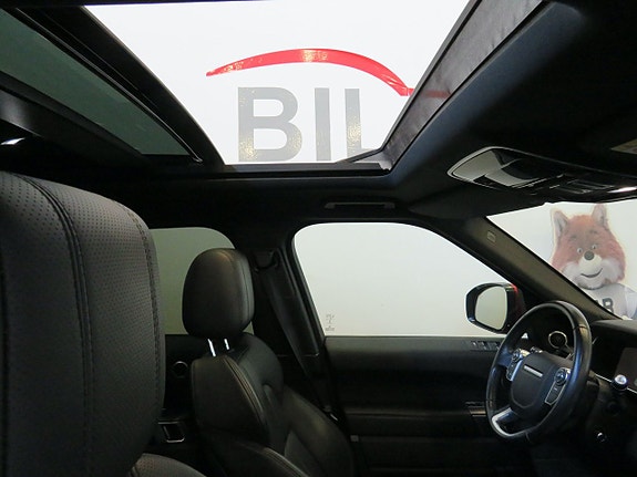 Land Rover Range Rover Sport 9 of 17