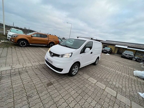 Nissan NV200 21 of 21