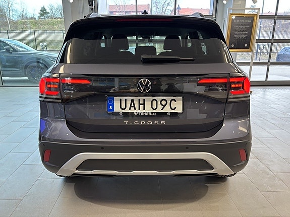 Volkswagen T-Cross 8 of 24