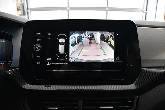 Volkswagen T-Cross 19 of 24