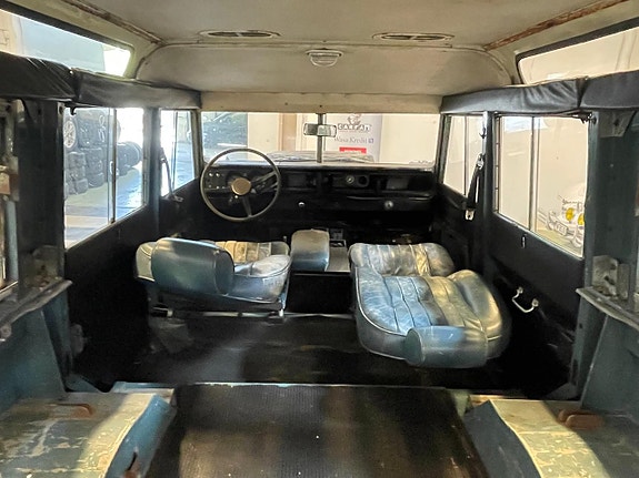 Land Rover Series 23 of 23