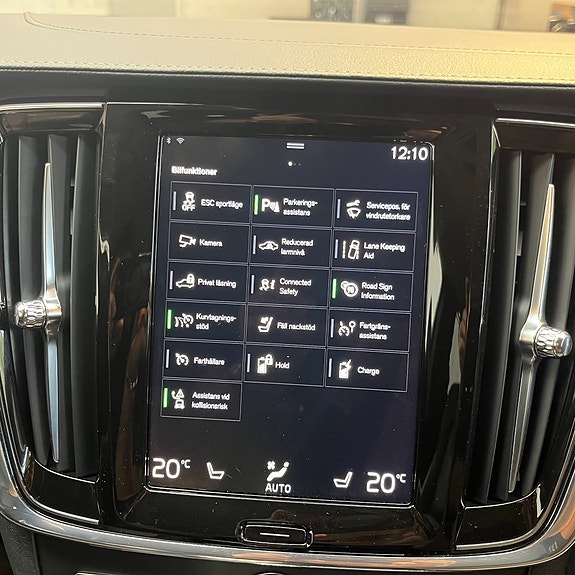 Volvo V90 13 of 14