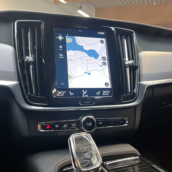 Volvo V90 14 of 14