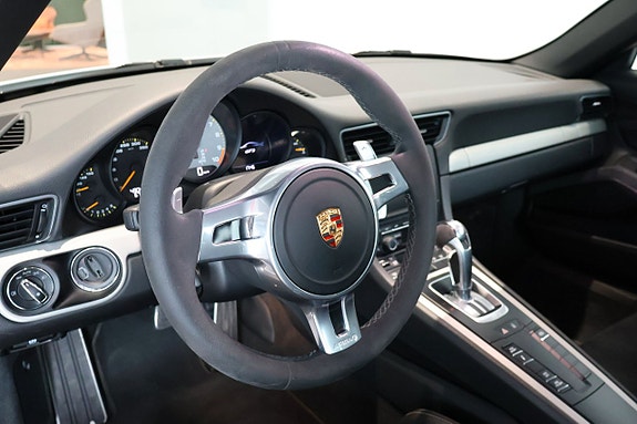 Porsche 911 5 of 5
