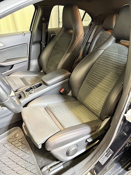 Mercedes-Benz A180 5 of 5